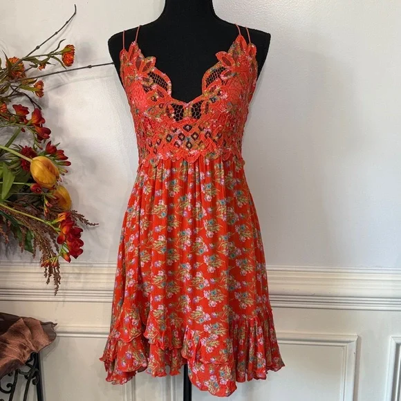 Free People Adella Red Floral Lace Sleeveless Flowing Strappy Dress M - Picture 2 of 8